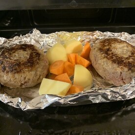 生焼けしない おうちで本格ハンバーグ レシピ 作り方 By あさぎ 楽天レシピ 生焼けしない おうちで本格ハンバーグ レシピ 作り方 By あさぎ 楽天レシピ